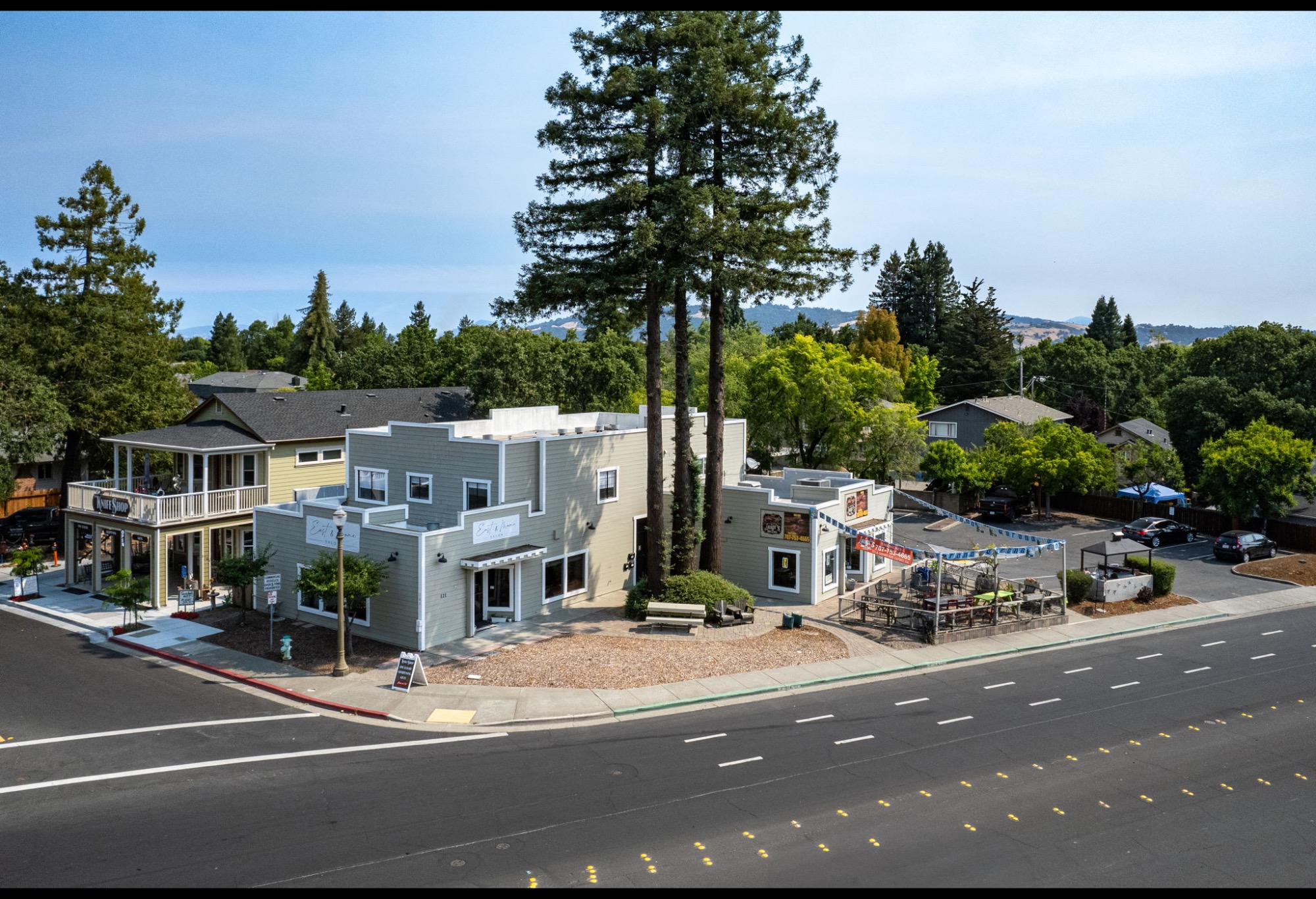 127 E Cotati Ave