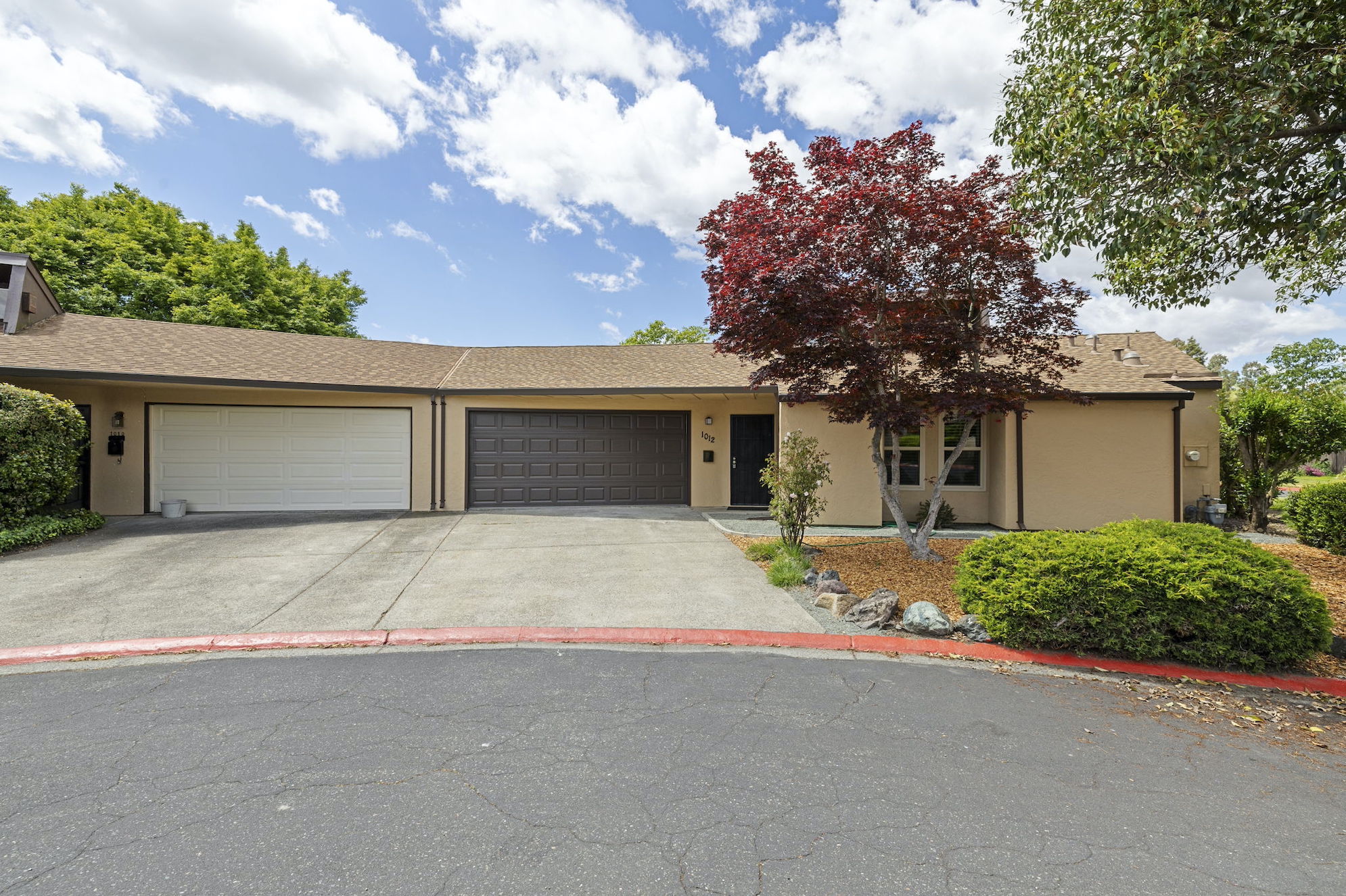 1012 Damon Ct